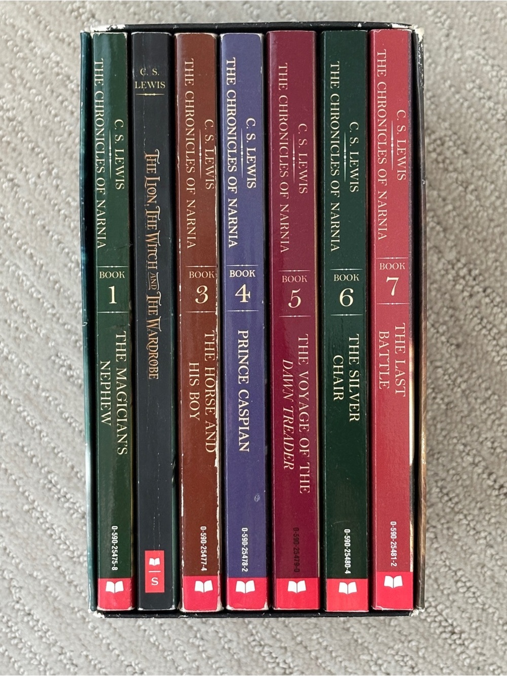 The Chronicles of Narnia Lion Witch Wardrobe Boxed Set Paperback 7 Books - Picture 2 of 5